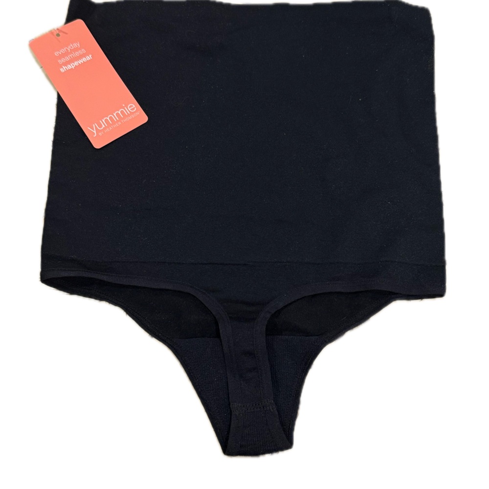 Black thong shape wear